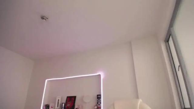 Image 8 of tianaa_ Stream on Chaturbate on 25 months ago