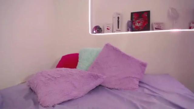 Image 7 of tianaa_ Stream on Chaturbate on 25 months ago