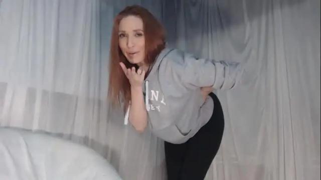 Image 8 of tiannarae Stream on Chaturbate on 15 months ago