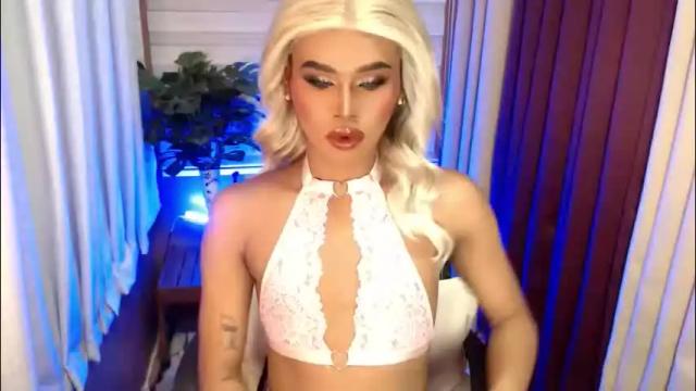 Image 2 of tiara_perezx Stream on Chaturbate on 2 months ago