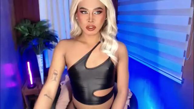 Image 2 of tiara_perezx Stream on Chaturbate on 1 month ago