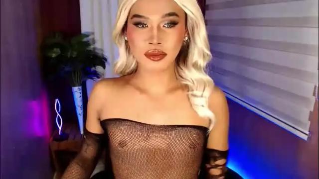 Image 4 of tiara_perezx Stream on Chaturbate on 1 month ago