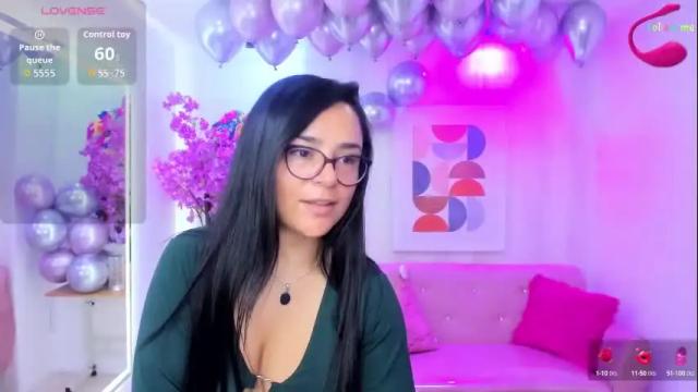 Thumbnail 1, tiara_r's Stream at Chaturbate, 1 month ago