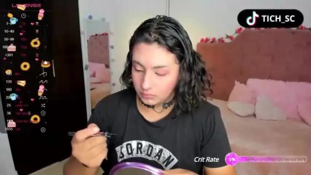 Image 7 of tich__ Stream on Chaturbate on 14 months ago