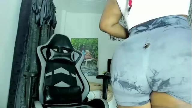 Image 8 of tifanny_fiire Stream on Chaturbate on 1 month ago