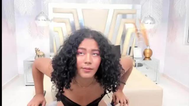 Image 2 of tifanny_hottrans Stream on Chaturbate on 15 months ago