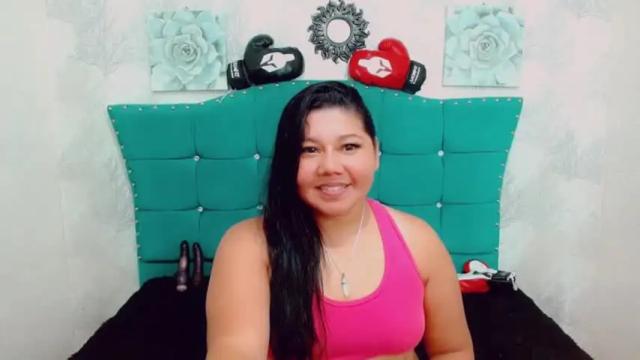 Image 3 of tifanny_luci Stream on Chaturbate on 15 months ago