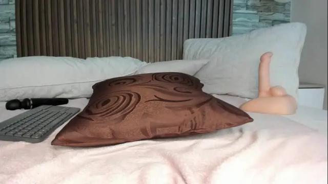 Image 10 of tifany__ross Stream on Chaturbate on 1 month ago
