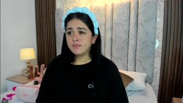 Image 2 of tifany__ross Stream on Chaturbate on 1 month ago