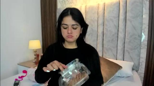 Image 3 of tifany__ross Stream on Chaturbate on 1 month ago