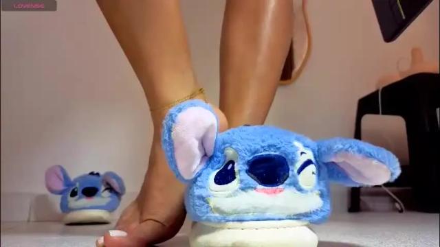 Image 7 of tifany__ross Stream on Chaturbate on 16 days ago