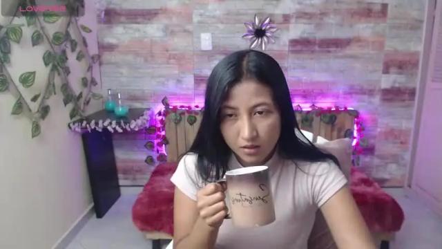 Image 12 of tifany_sinner Stream on Chaturbate on 5 months ago