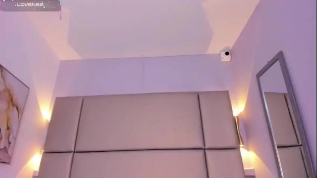 Image 3 of tifanyhills Stream on Chaturbate on 2 months ago