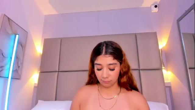 Image 3 of tifanyhills Stream on Chaturbate on 1 month ago