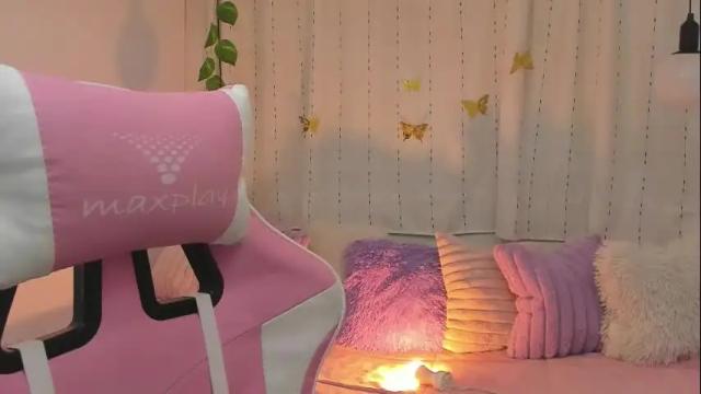 Image 6 of tifanyrose1 Stream on Chaturbate on 1 month ago
