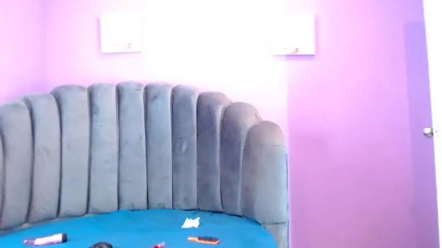 Image 7 of tifanysanchez Stream on Chaturbate on 15 months ago