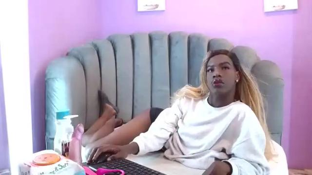 Image 2 of tifanysanchez Stream on Chaturbate on 14 months ago