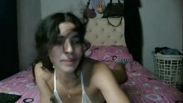 Image 8 of tiffani_fire Stream on Chaturbate on 4 months ago