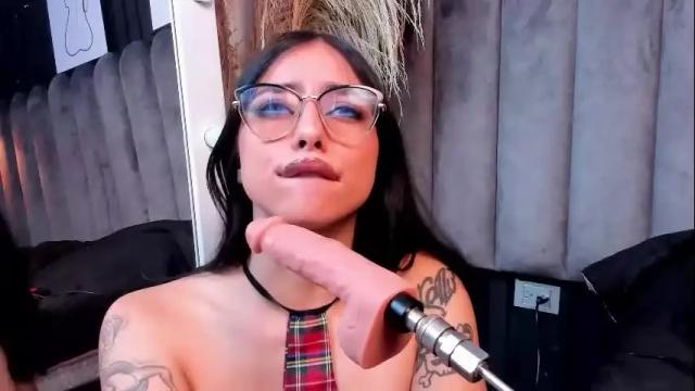 Image 2 of tiffanny_walker Stream on Chaturbate on 1 month ago