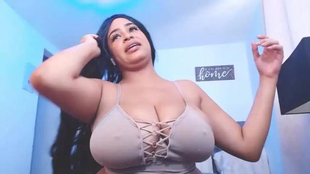 Image 12 of tiffannys01 Stream on Chaturbate on 14 months ago