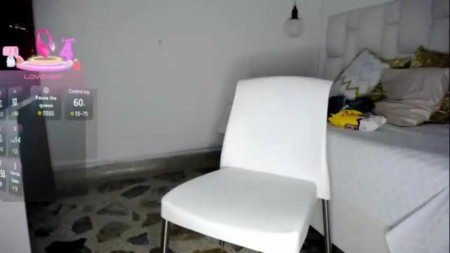 Image 2 of tiffany___pink Stream on Chaturbate on 29 days ago
