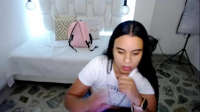Image 6 of tiffany___pink Stream on Chaturbate on 5 days ago