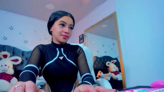 Image 2 of tiffany__lee Stream on Chaturbate on 13 months ago