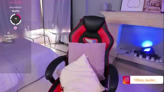 Image 12 of tiffany_beckerr Stream on Chaturbate on 1 month ago