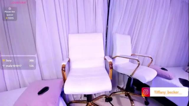 Image 10 of tiffany_beckerr Stream on Chaturbate on 11 days ago