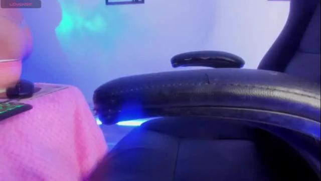 Image 12 of tiffany_bela Stream on Chaturbate on 2 months ago