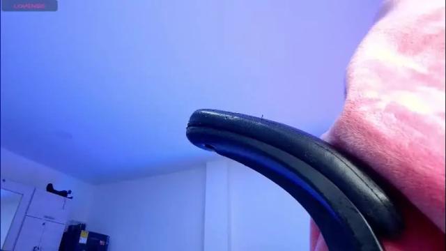 Image 3 of tiffany_bela Stream on Chaturbate on 29 days ago