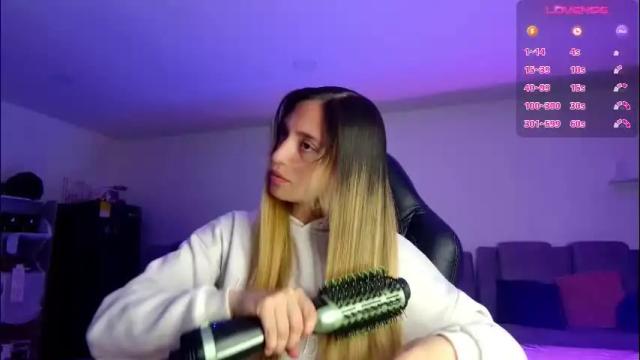 Image 8 of tiffany_bela Stream on Chaturbate on 6 days ago
