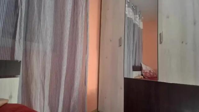 Image 7 of tiffany_chloe Stream on Chaturbate on 21 months ago