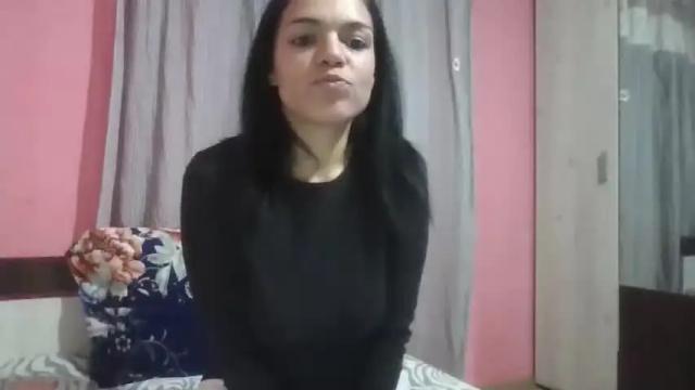 Image 3 of tiffany_chloe Stream on Chaturbate on 18 months ago