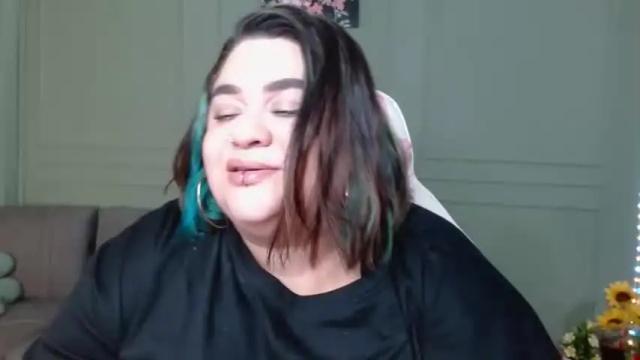 Image 8 of tiffany_laurens Stream on Chaturbate on 14 months ago