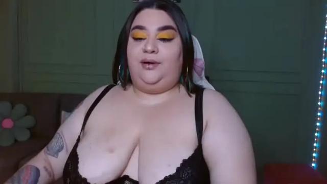 Image 12 of tiffany_laurens Stream on Chaturbate on 13 months ago