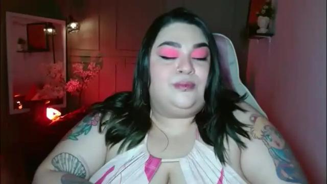 Image 2 of tiffany_laurens Stream on Chaturbate on 2 months ago