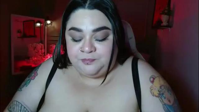 Image 3 of tiffany_laurens Stream on Chaturbate on 1 month ago