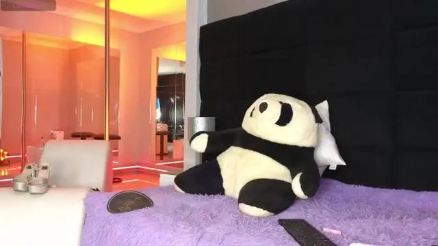 Image 10 of tiffany_martinexx Stream on Chaturbate on 13 months ago