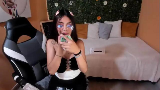 Image 2 of tiffany_sander Stream on Chaturbate on 1 month ago
