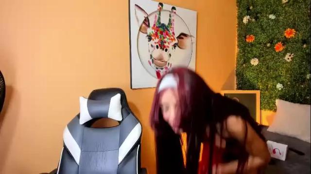Image 2 of tiffany_sander Stream on Chaturbate on 26 days ago