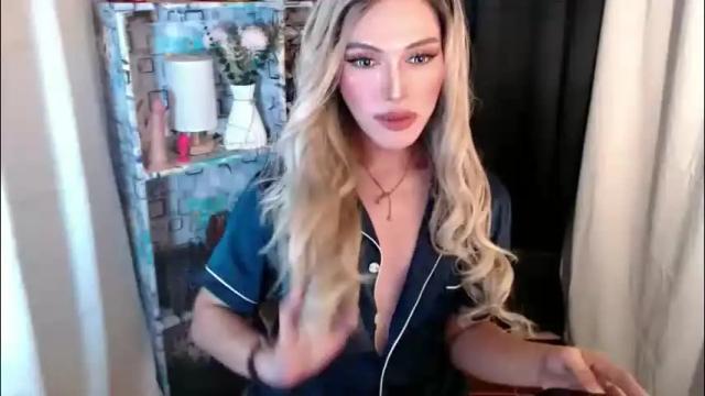 Image 4 of tiffany_welson Stream on Chaturbate on 2 months ago