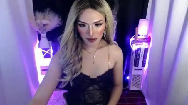 Image 4 of tiffany_welson Stream on Chaturbate on 2 months ago