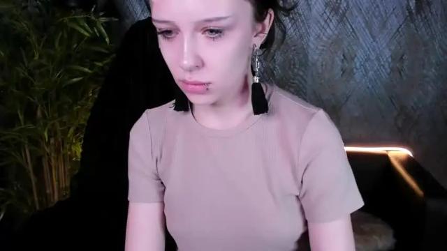 Image 11 of tiffany_west_ Stream on Chaturbate on 13 months ago