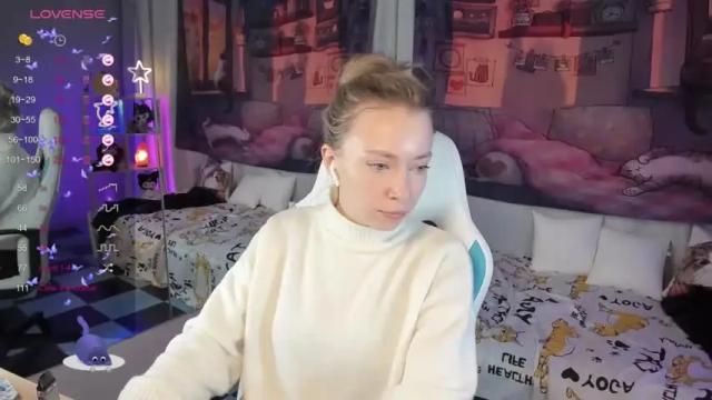 Thumbnail 1, tiffanybatson's Stream at Chaturbate, 14 months ago