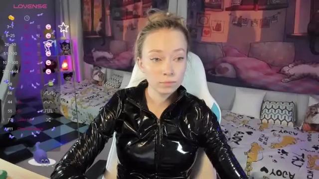 Thumbnail 3, tiffanybatson's Stream at Chaturbate, 14 months ago