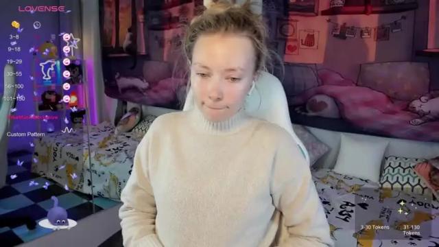 Image 10 of tiffanybatson Stream on Chaturbate on 14 months ago