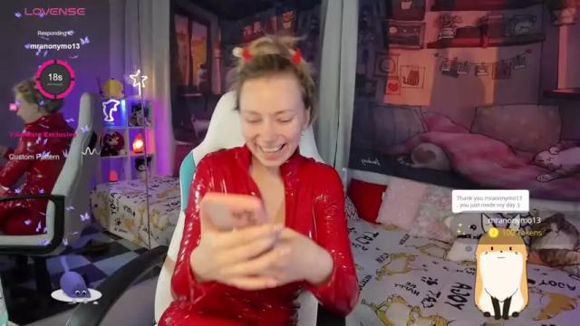 Image 10 of tiffanybatson Stream on Chaturbate on 13 months ago