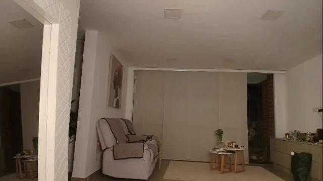 Image 3 of tiffanycole_ Stream on Chaturbate on 2 months ago