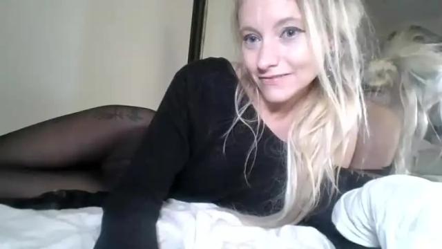 Image 2 of tiffanydove Stream on Chaturbate on 18 months ago